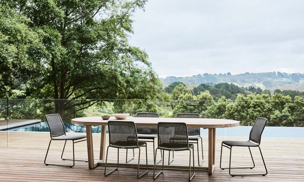 Marina Coast Oval Dining Table