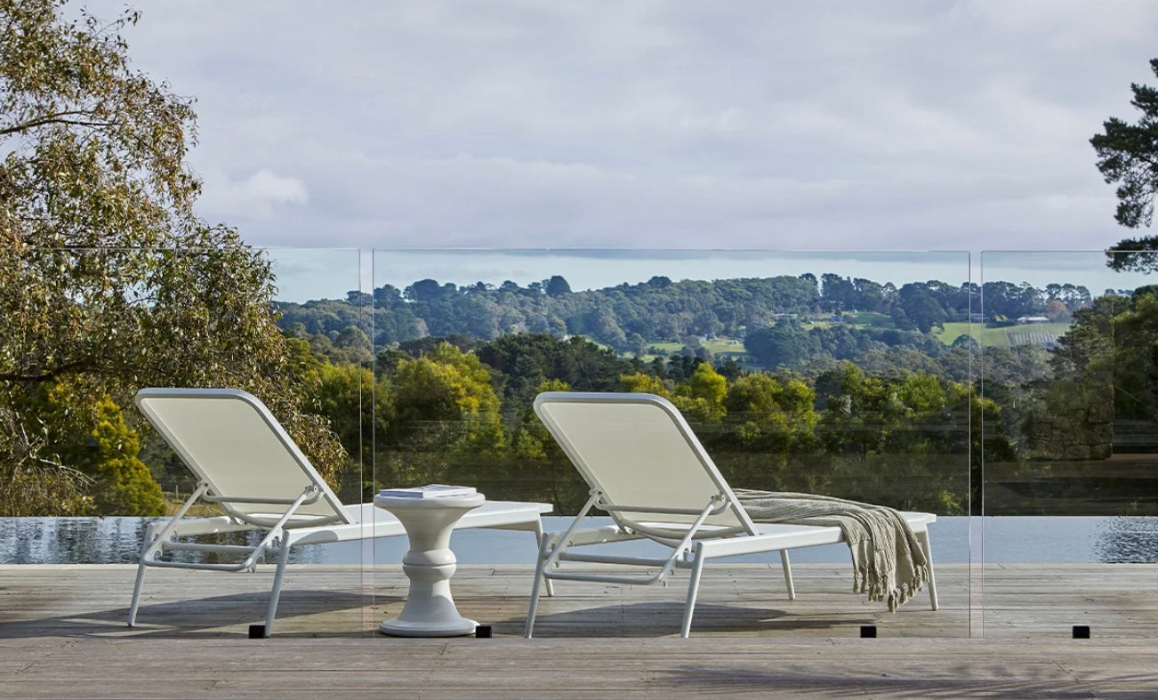 Portsea Classic Sunbed White