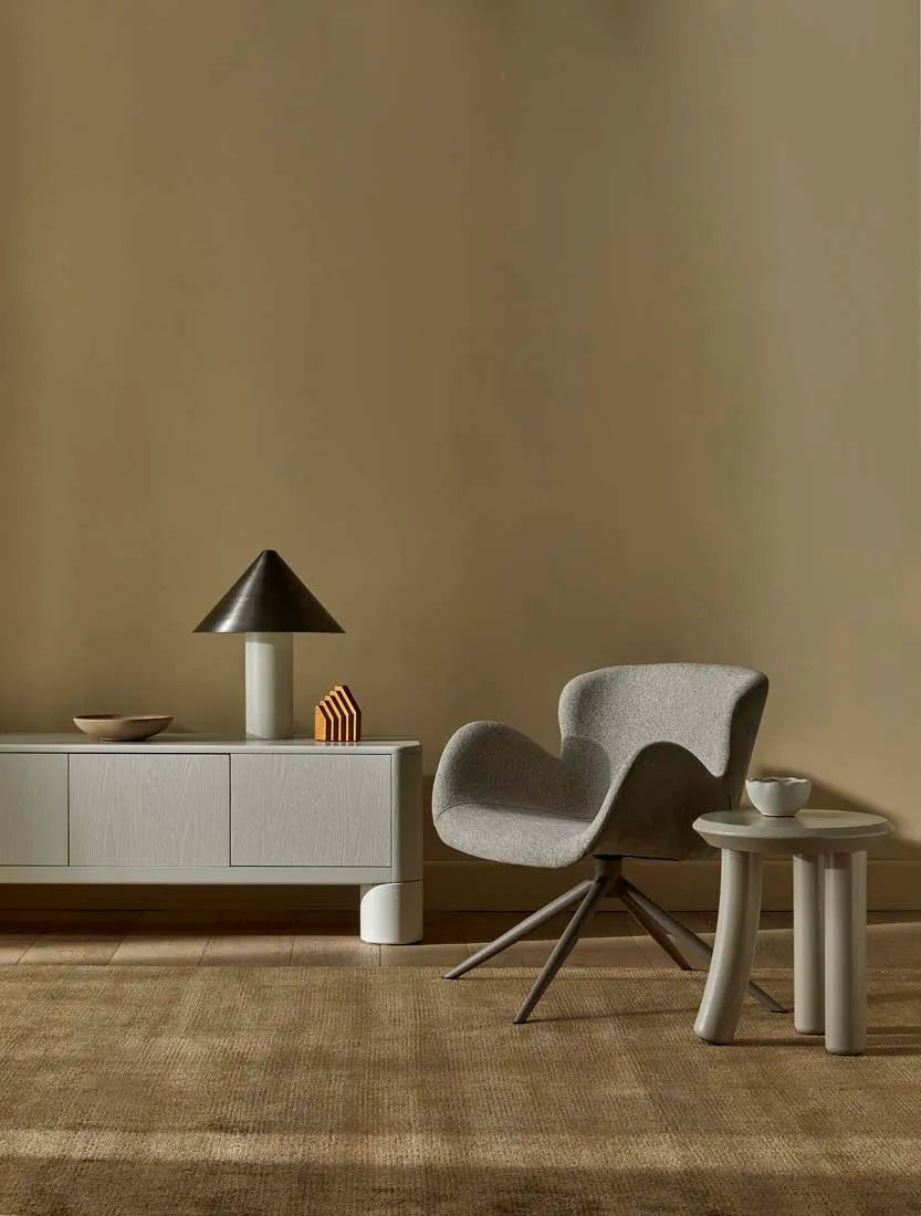 Artie Kick Side Table Putty