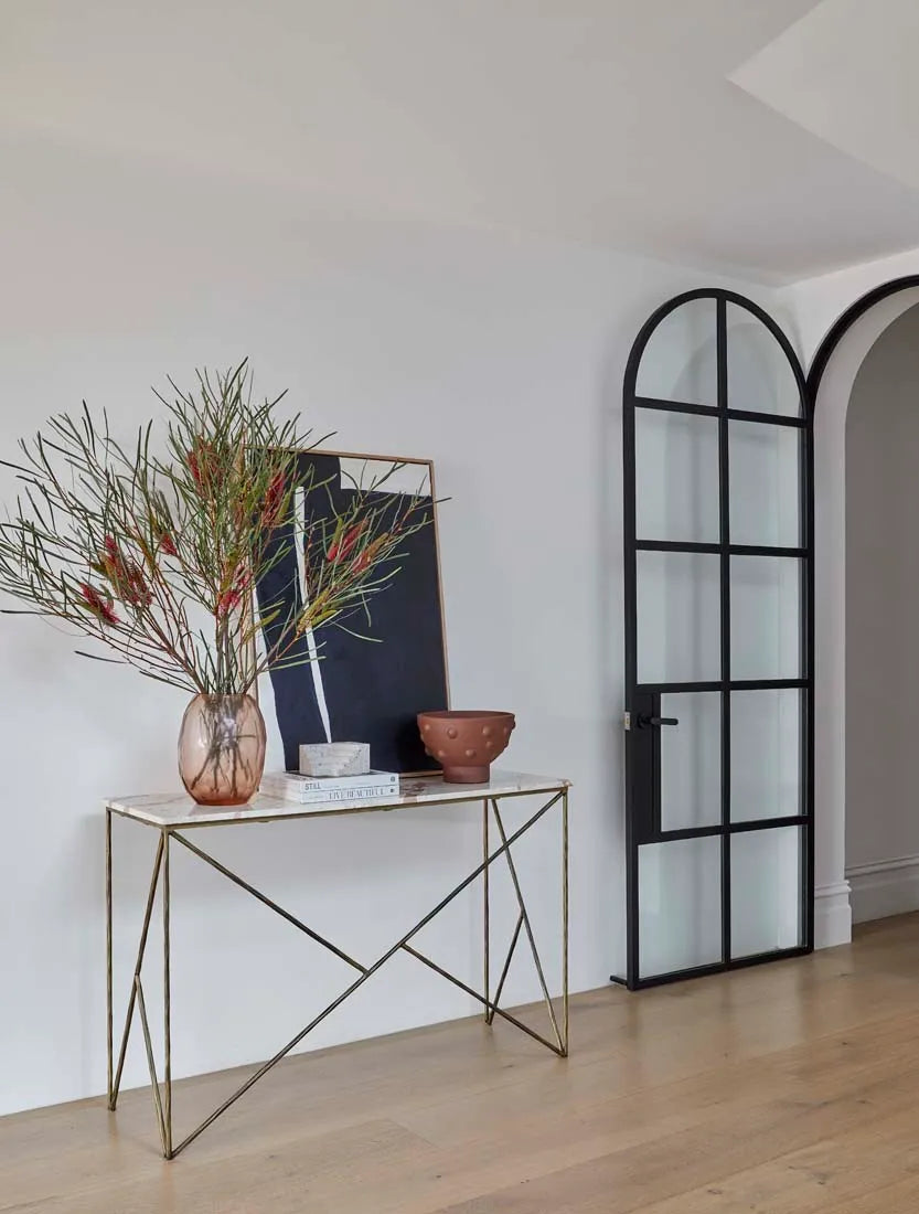 Celeste Allure Console Crema