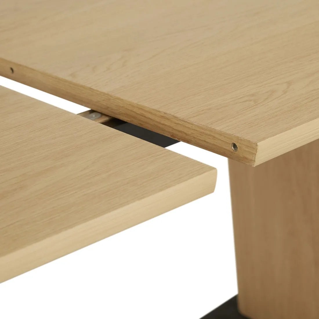 Seb Glide Extendable Dining Table Oak