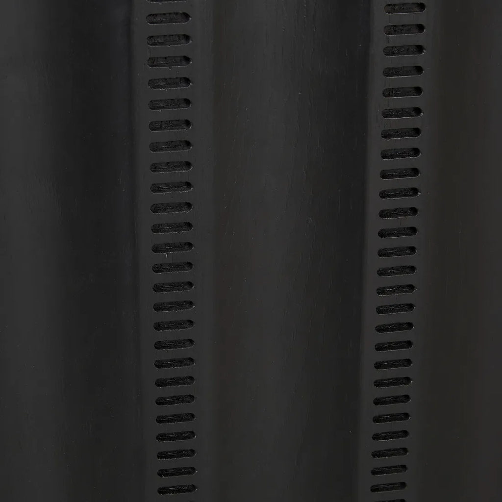 Ember Entertainment Unit Black