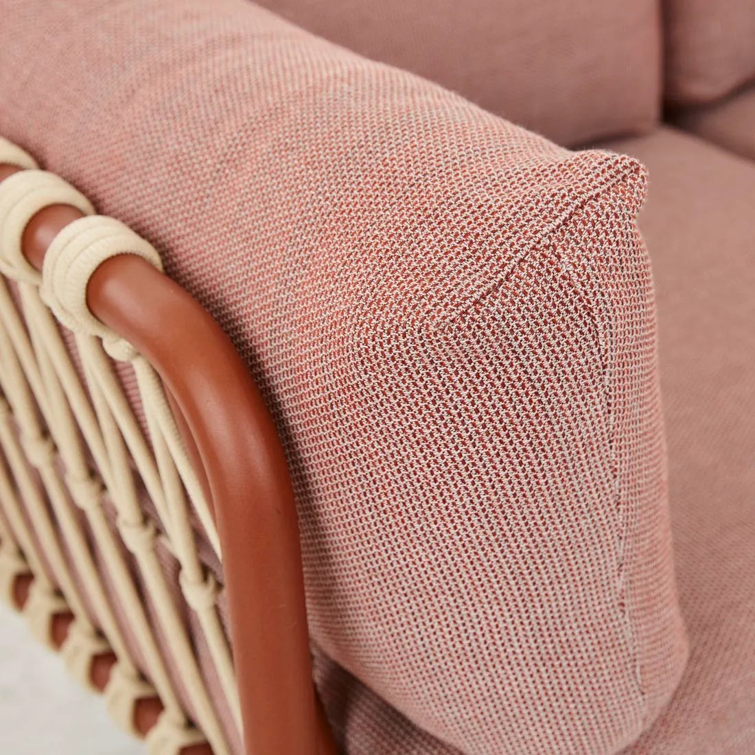 Mauritius Island Sofa Brique