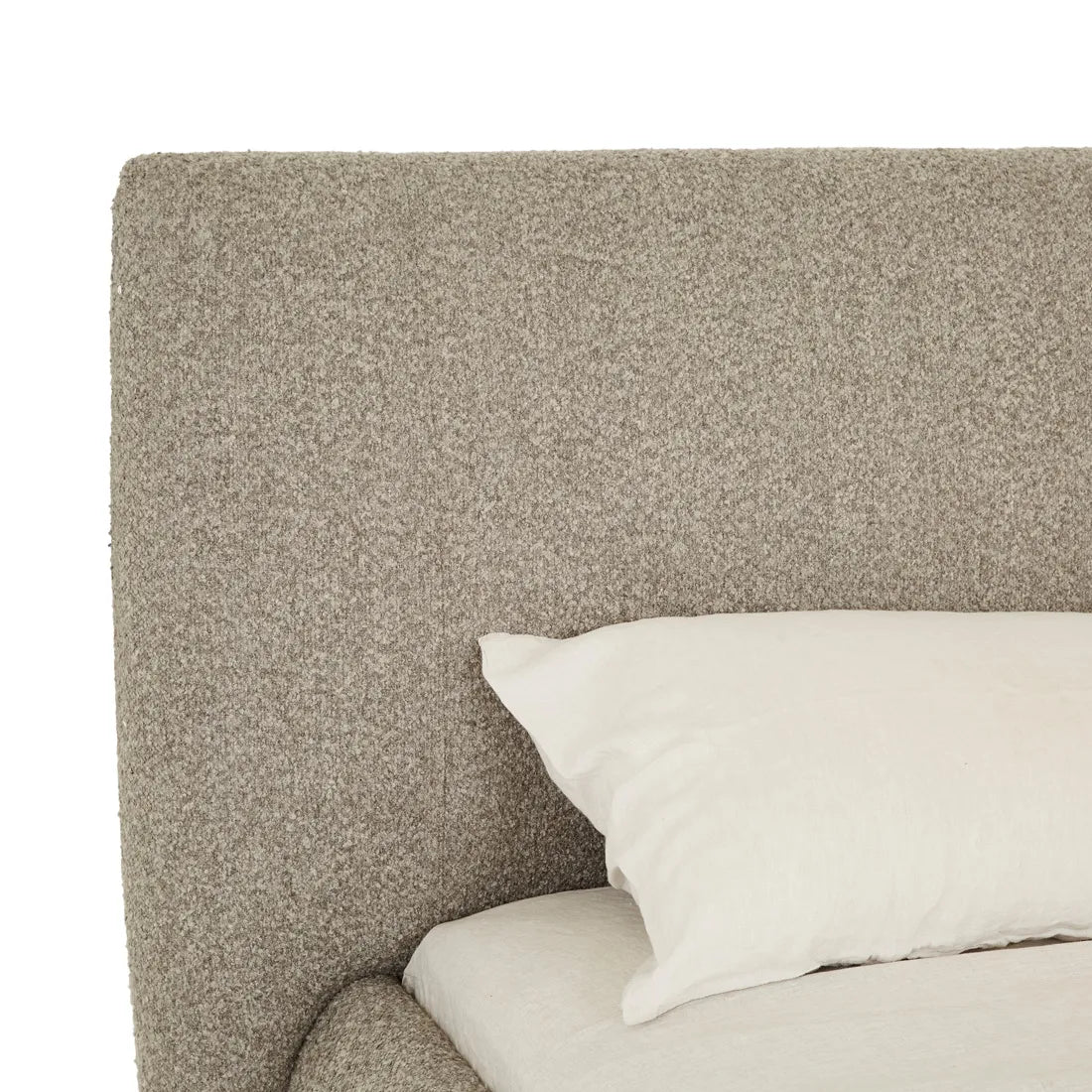 Madrid Curve Bed Queen Beige Mercury Boucle