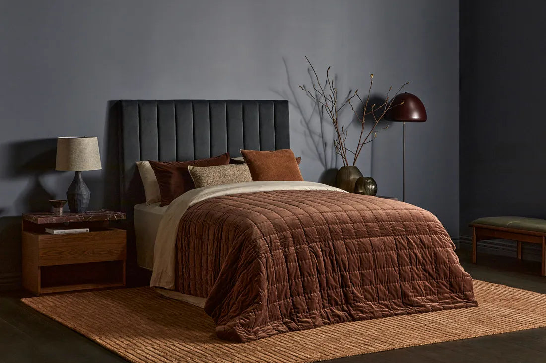 Float Marble Bedside Shell