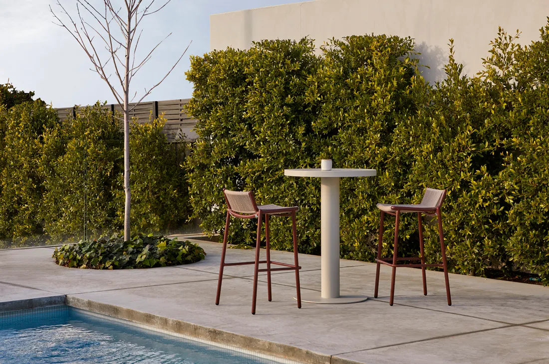 Frankie Outdoor Round Bar Table Sandcastle